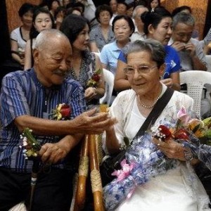 国产老头和老太,岁月流转中的温馨故事